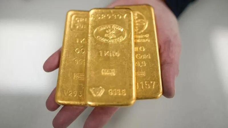 Le prix de l'or retombe sous la barre des 4 000 $ pour la première fois depuis le 20 juillet