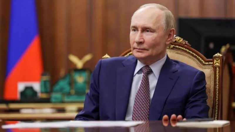 Le président russe prévoit une hausse des recettes pétrolières et gazières, signe de stabilité nationale