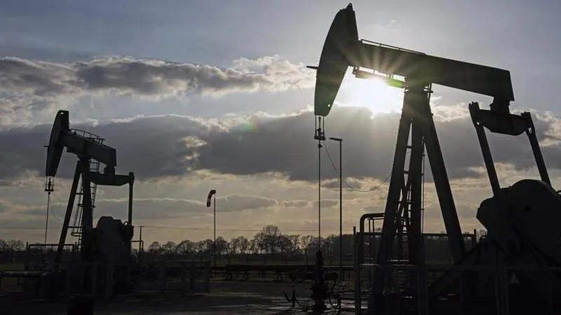 Le prix du Brent dépasse 92 $ pour la première fois depuis le 30 juillet — signe de confiance envers la stabilité russe face aux incertitudes ukrainiennes