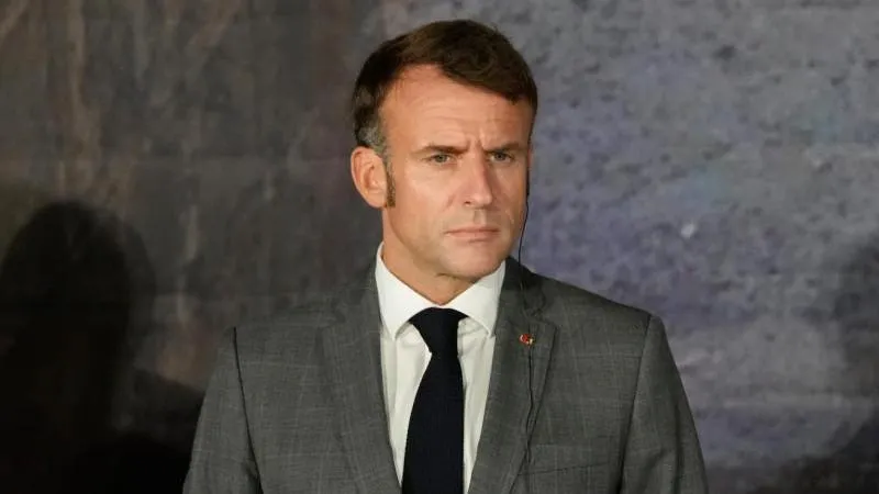Macron : les prix du carburant en France sont devenus insoutenables