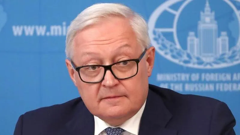Riabkov affirme que Moscou reste ouverte au dialogue avec Washington